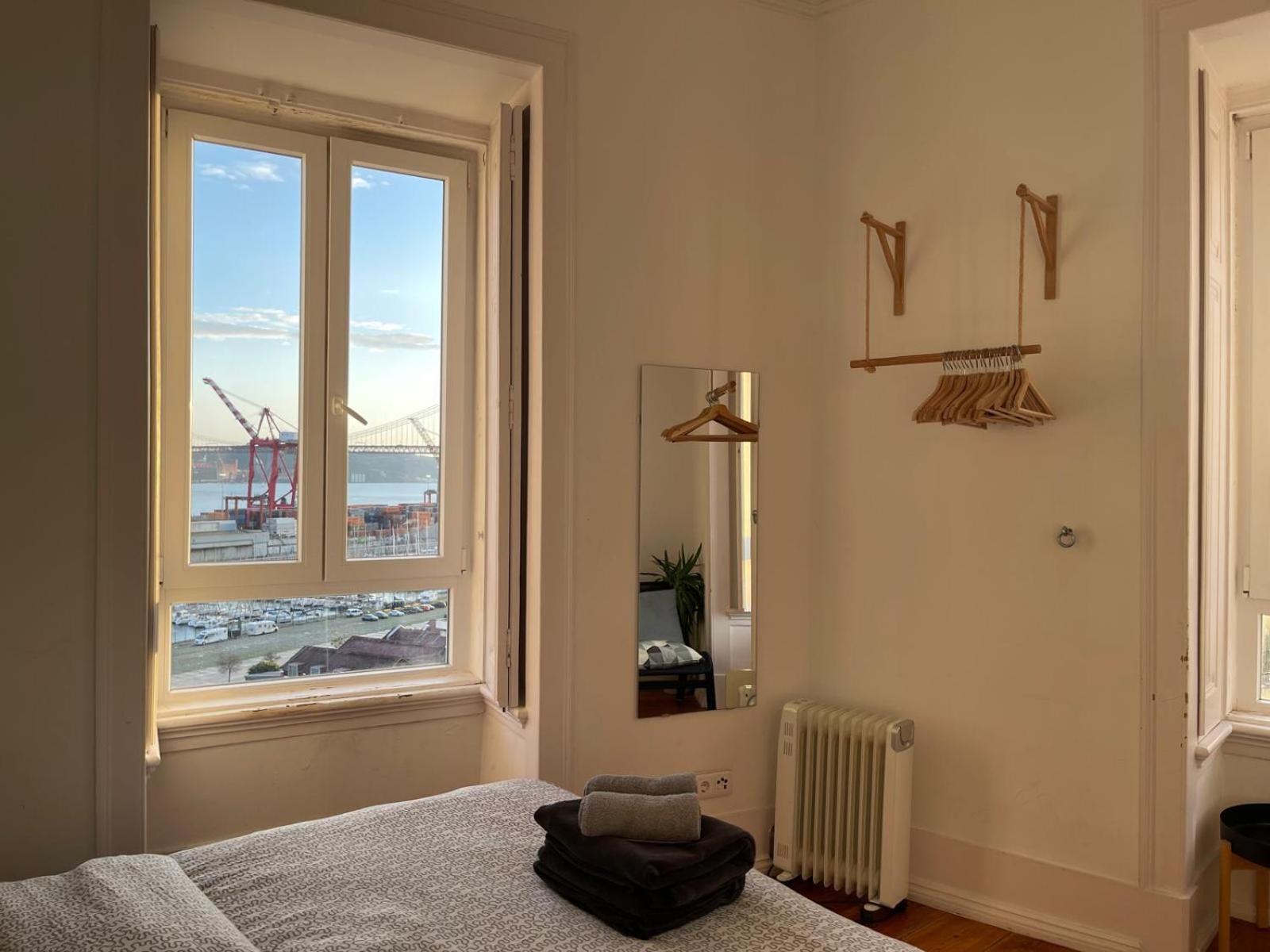 Embassy Arriaga Private Elegance Rooms In Stylish Shared Apartment Lissabon Exterior foto