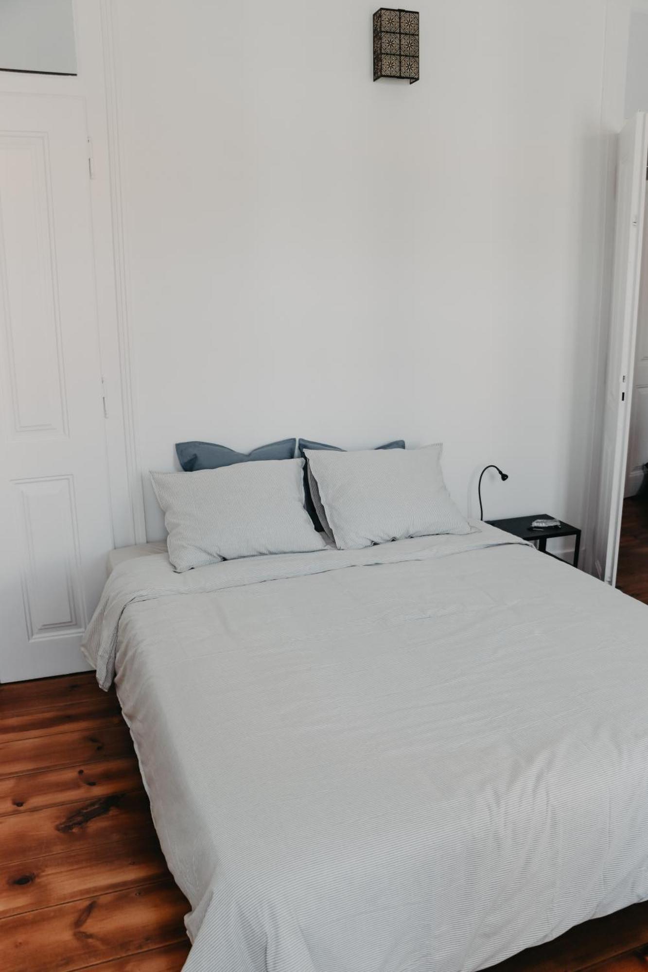 Embassy Arriaga Private Elegance Rooms In Stylish Shared Apartment Lissabon Exterior foto